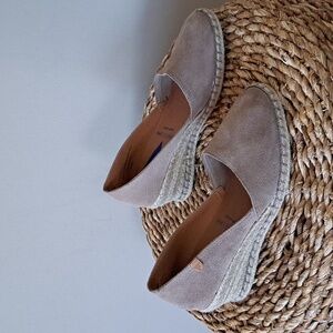 Verbenas Womens Mamen Taupe Suede Wedge Espadrille Sandals EU39/US8.5